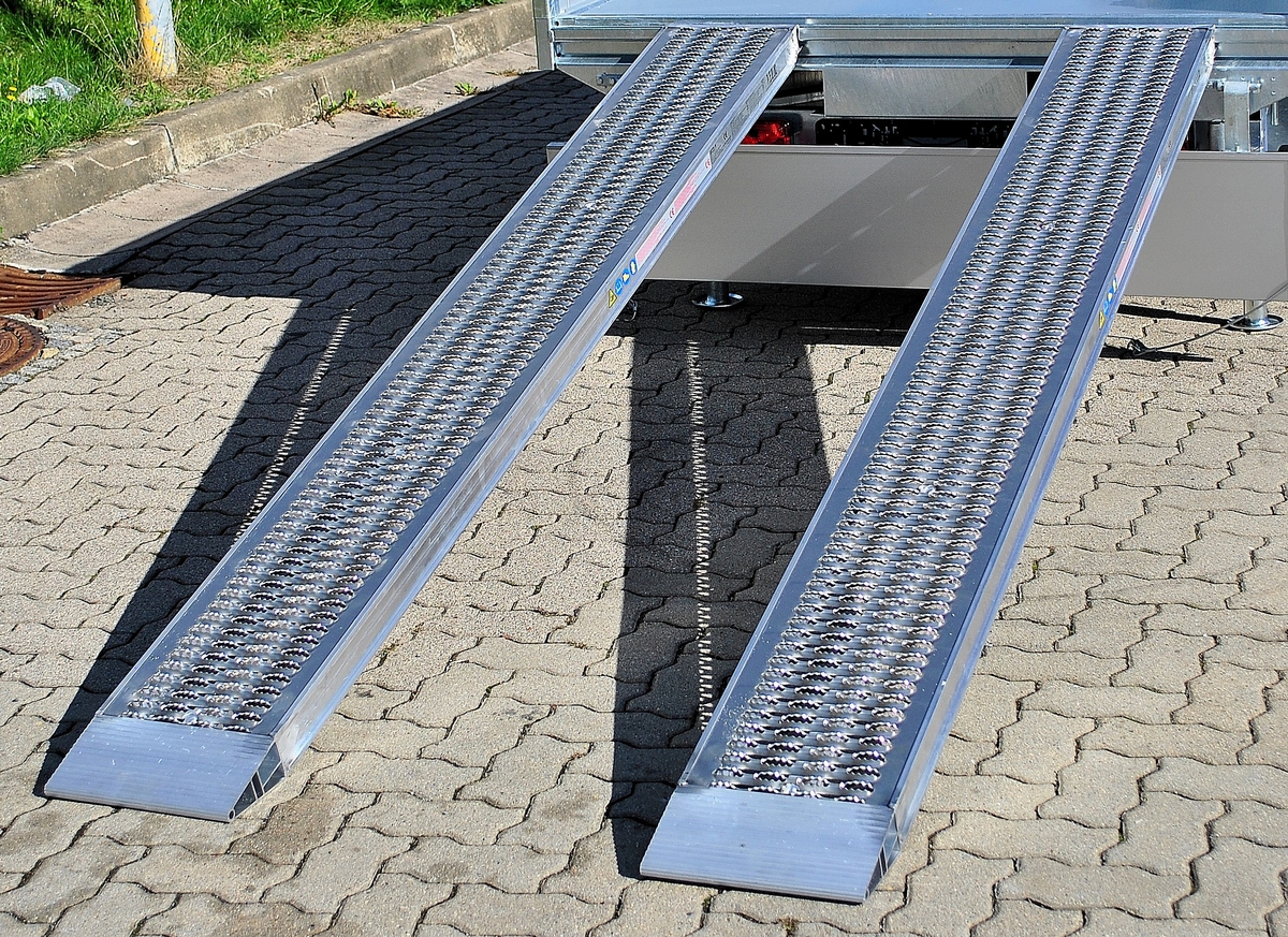 Bild von Satz Auffahrschienen/rampen ALU 250 cm 2800 kg